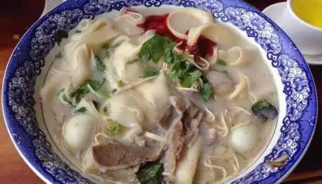 郑州这两条美食街的30家美食小店,你吃过几家?