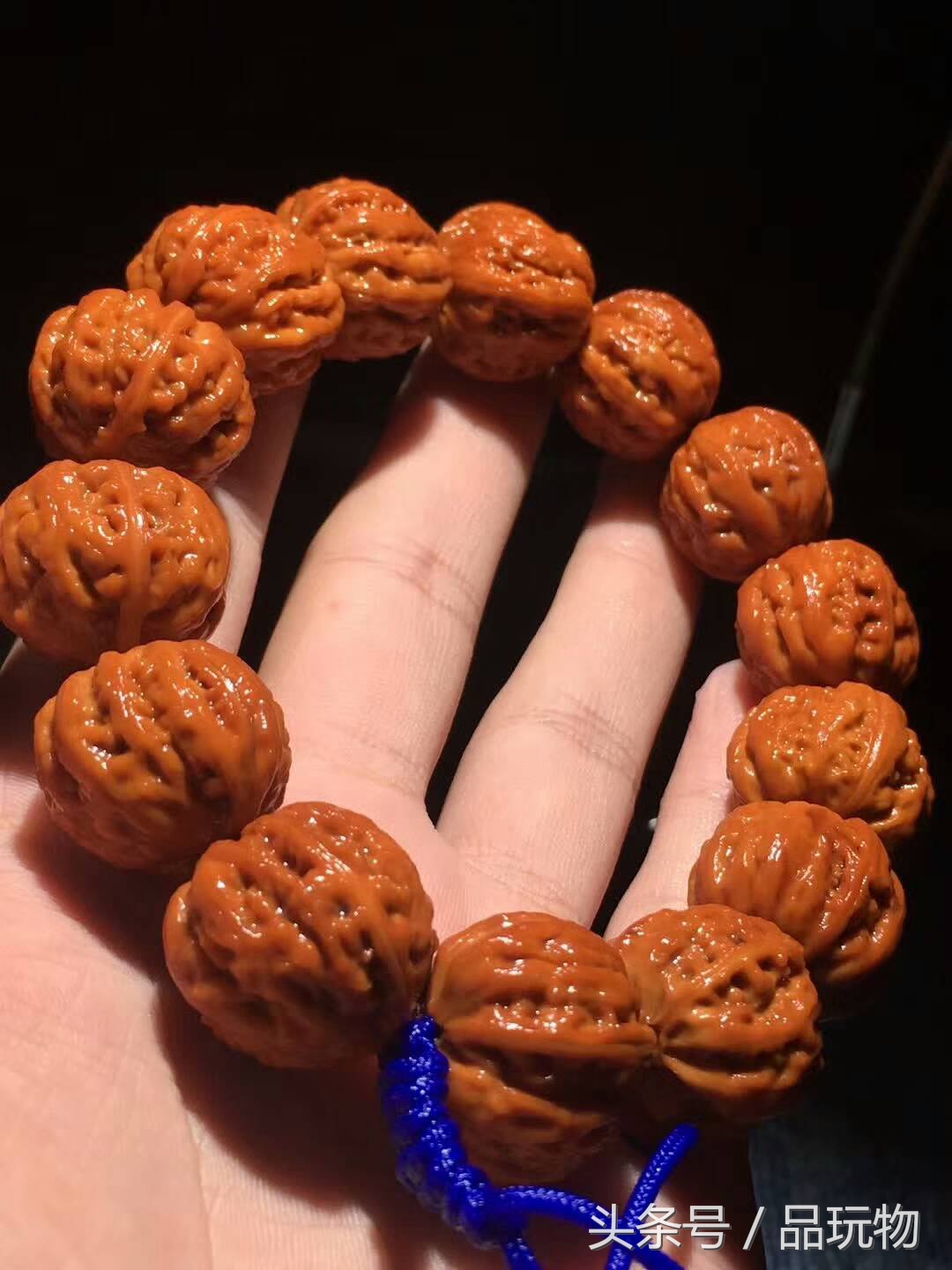 文玩中的黑马,价格暴涨的玩物——小核桃手串(怎样挑选沉香手串) 第2