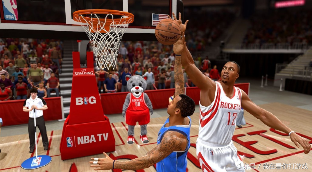 nba球币有哪些用途(《NBA LIVE》全新第二季登场 体验全新界面 迈向总冠军之路)