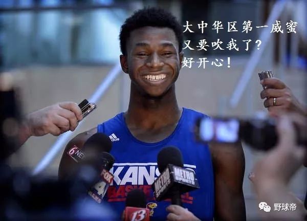 美国大三为什么进不了nba(高中158也能进NBA？据说篮球还只是副业，他真正喜欢的是当记者！)