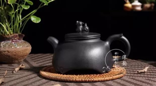 原来这才是“原矿黑泥”紫砂壶