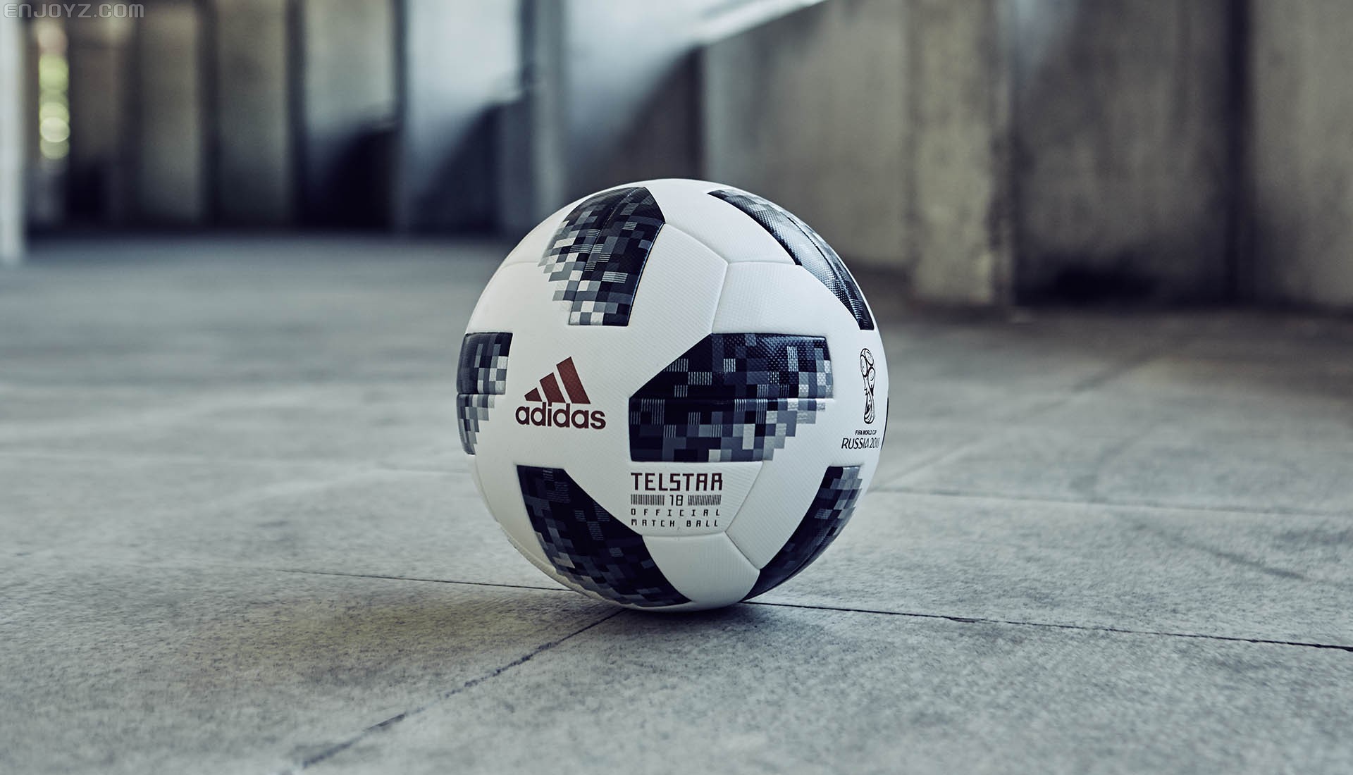 阿迪达斯足球世界杯专用多少钱(阿迪达斯发布“Telstar 18”FIFA世界杯官方比赛用球)