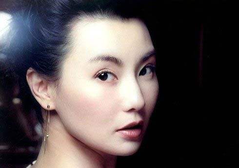 跪了，聚光灯下的学霸们，别再相信“读书无用论”了！