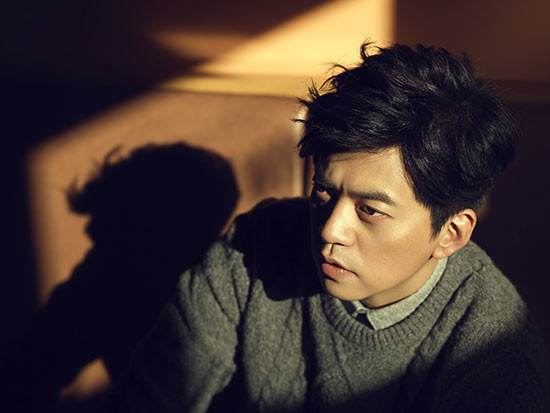 跪了，聚光灯下的学霸们，别再相信“读书无用论”了！