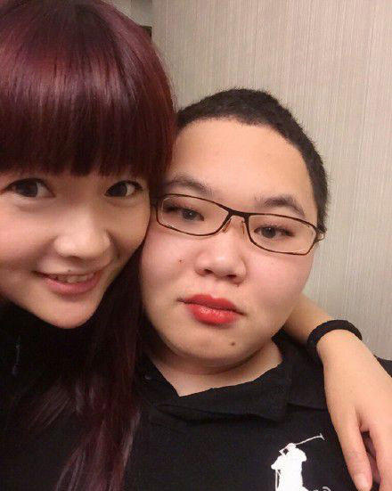 pdd沈灵敏即将步入婚姻殿堂 嫖老师6年爱情长跑终修正果