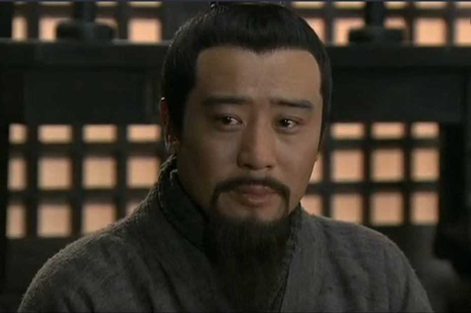 动不动就开了水龙头,满脸的忧国忧民,而新三国中于和伟表现得文武兼备