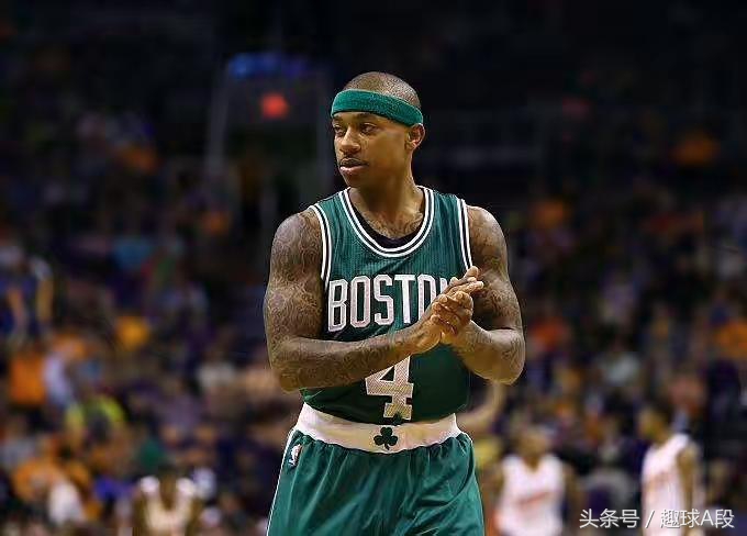 nba球员为什么不把发带戴正(都是“联盟第一人”带的头？为什么NBA球员越来越不喜欢佩戴发带)