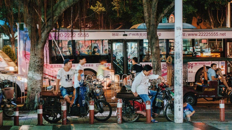 写作方法｜作文中如何将场面描写的生动形象