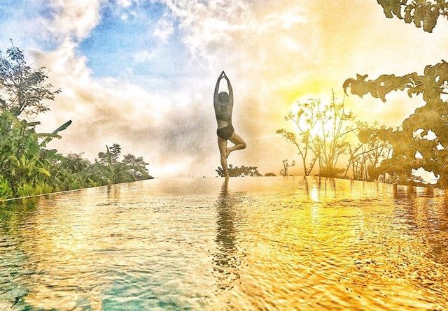 一组超美的瑜伽照片,这就是传说中的天人合一吧!