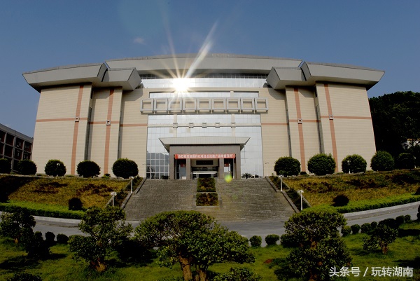 湖南23所二本院校里面只有俩所名字是大学，你知道是哪俩所吗？