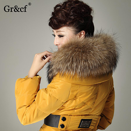 你衣服上的毛领是真的么，买的值不值？教你识别毛领的真假贵贱！