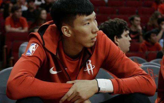 上海队为什么打nba(周琦进NBA有多容易？还记得当年上海队为姚明开的4个条件嘛！)