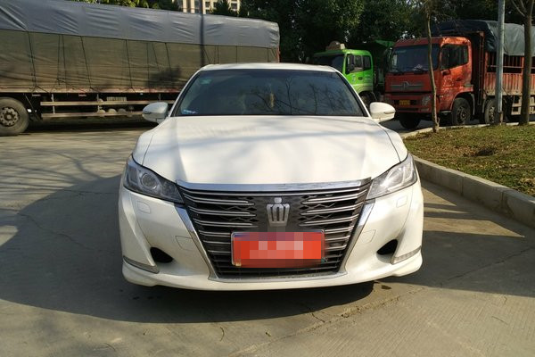 丰田金色皇冠汽车之家丰田皇冠