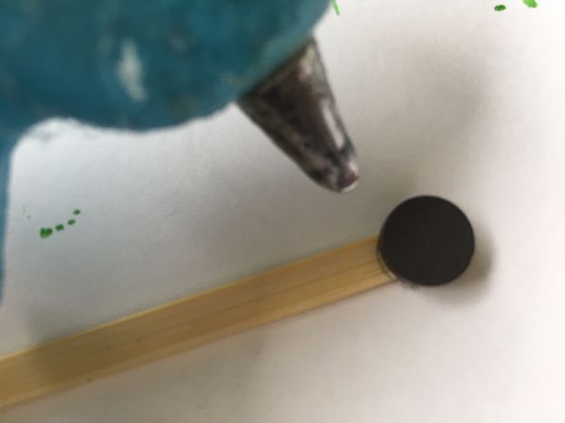 儿童玩具有移动小汽车的迷你城市