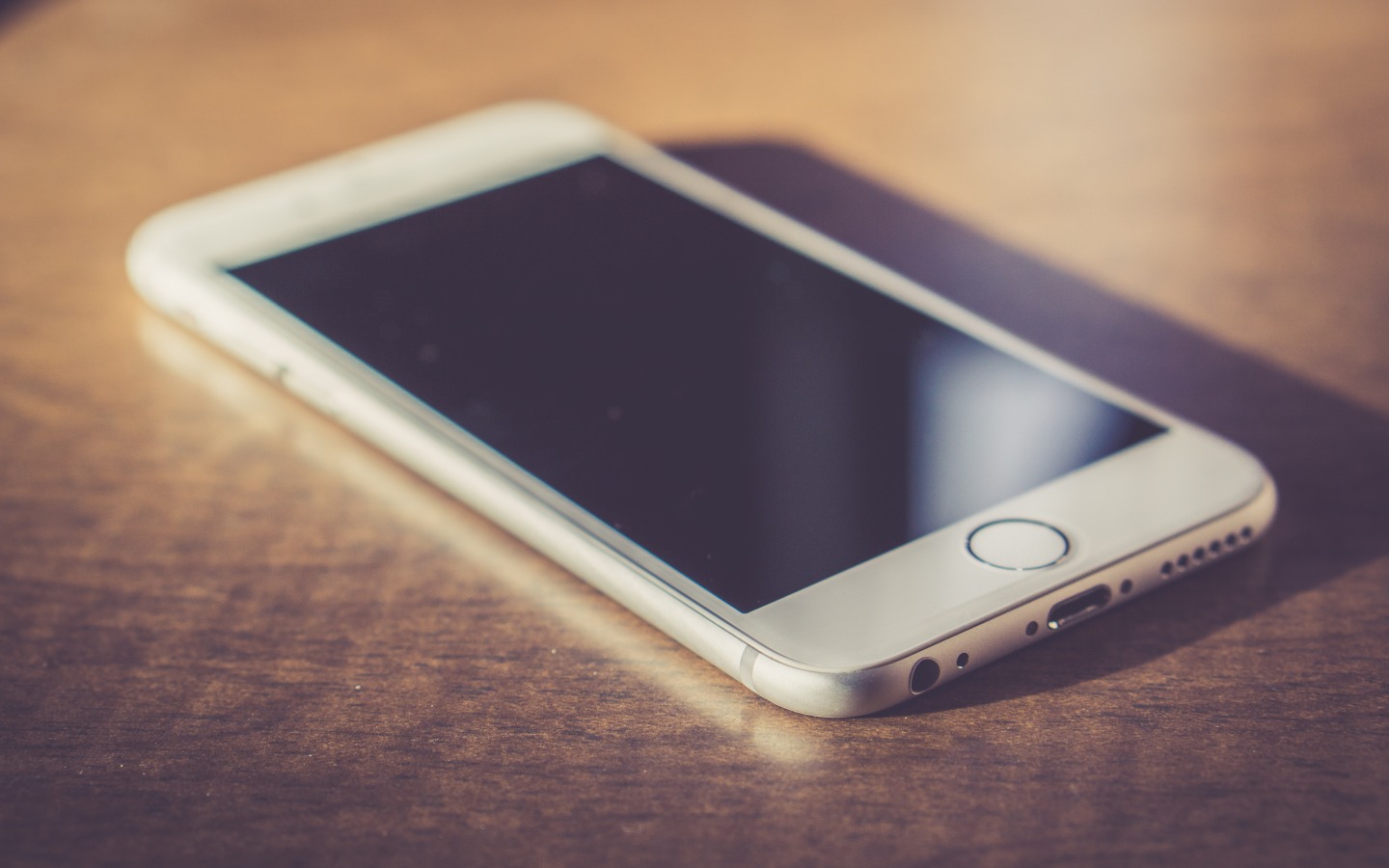 iphone6和6s的区别_iphone6和6s哪个更值得入手