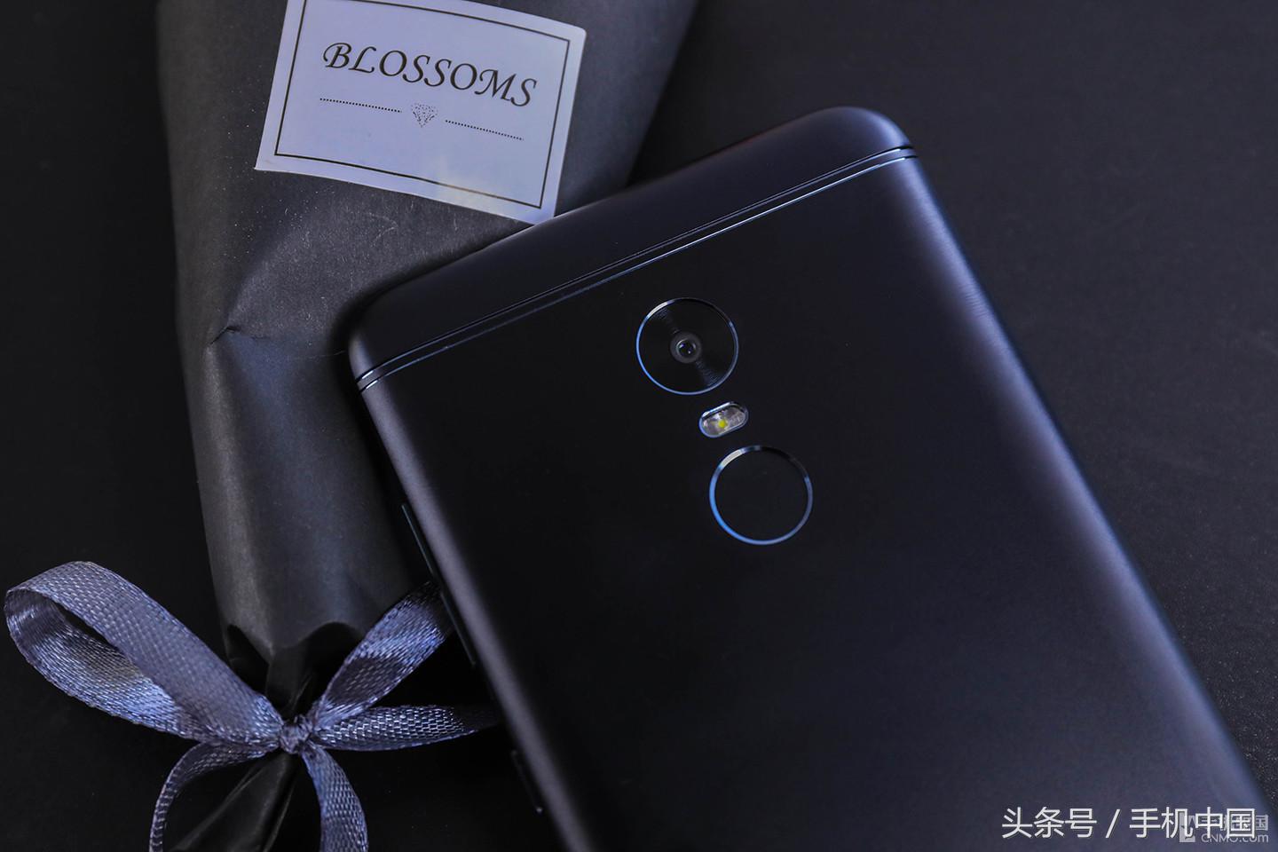 360手机N6美图赏 5030mAh大电池怪兽