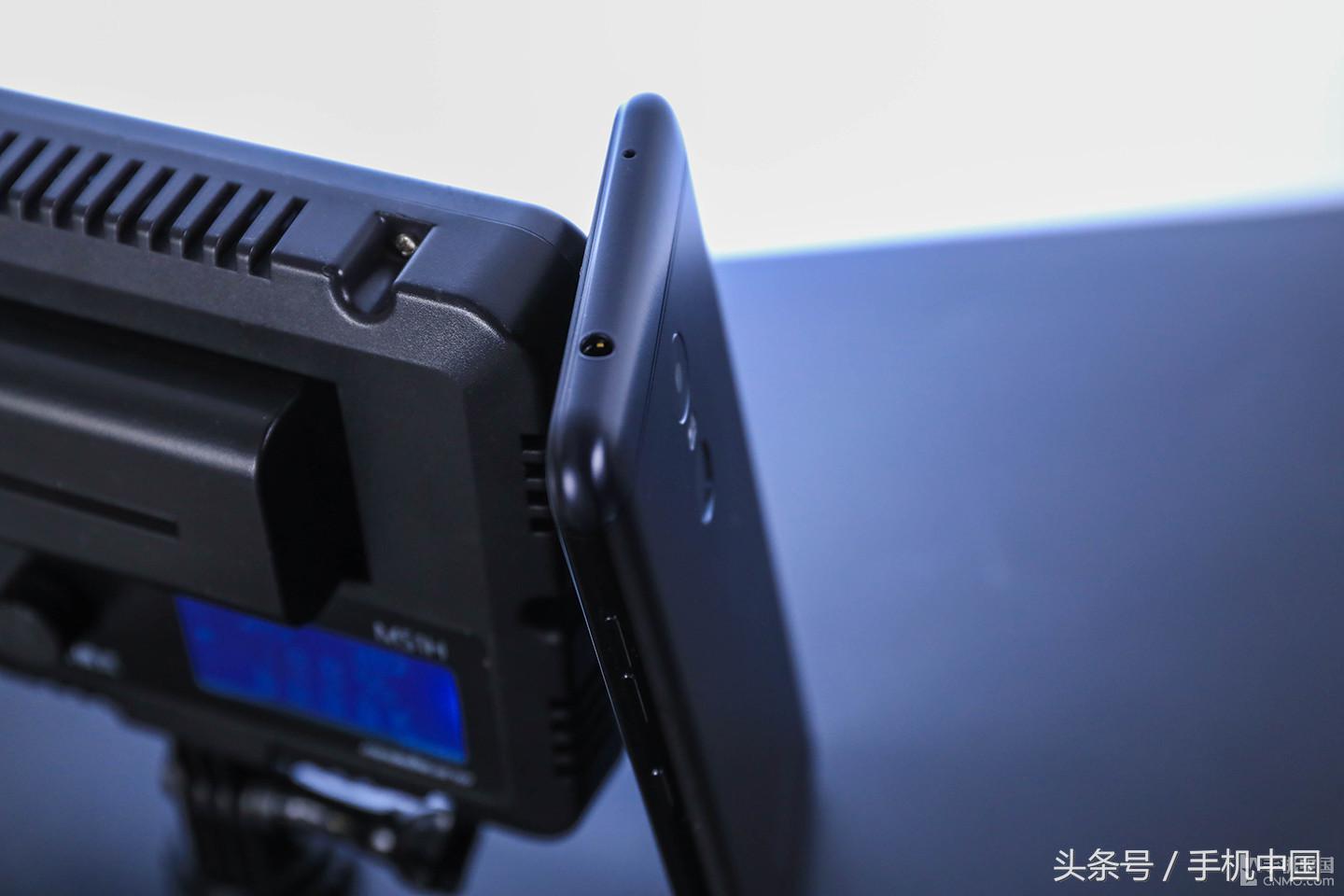 360手机N6美图赏 5030mAh大电池怪兽