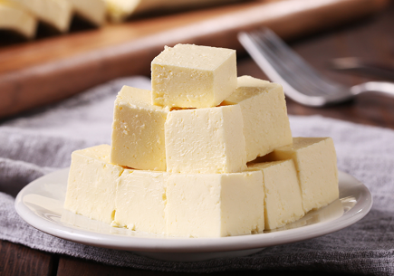 芝士放冰箱可以保存多久 根据品种决定是冷藏还是冷冻