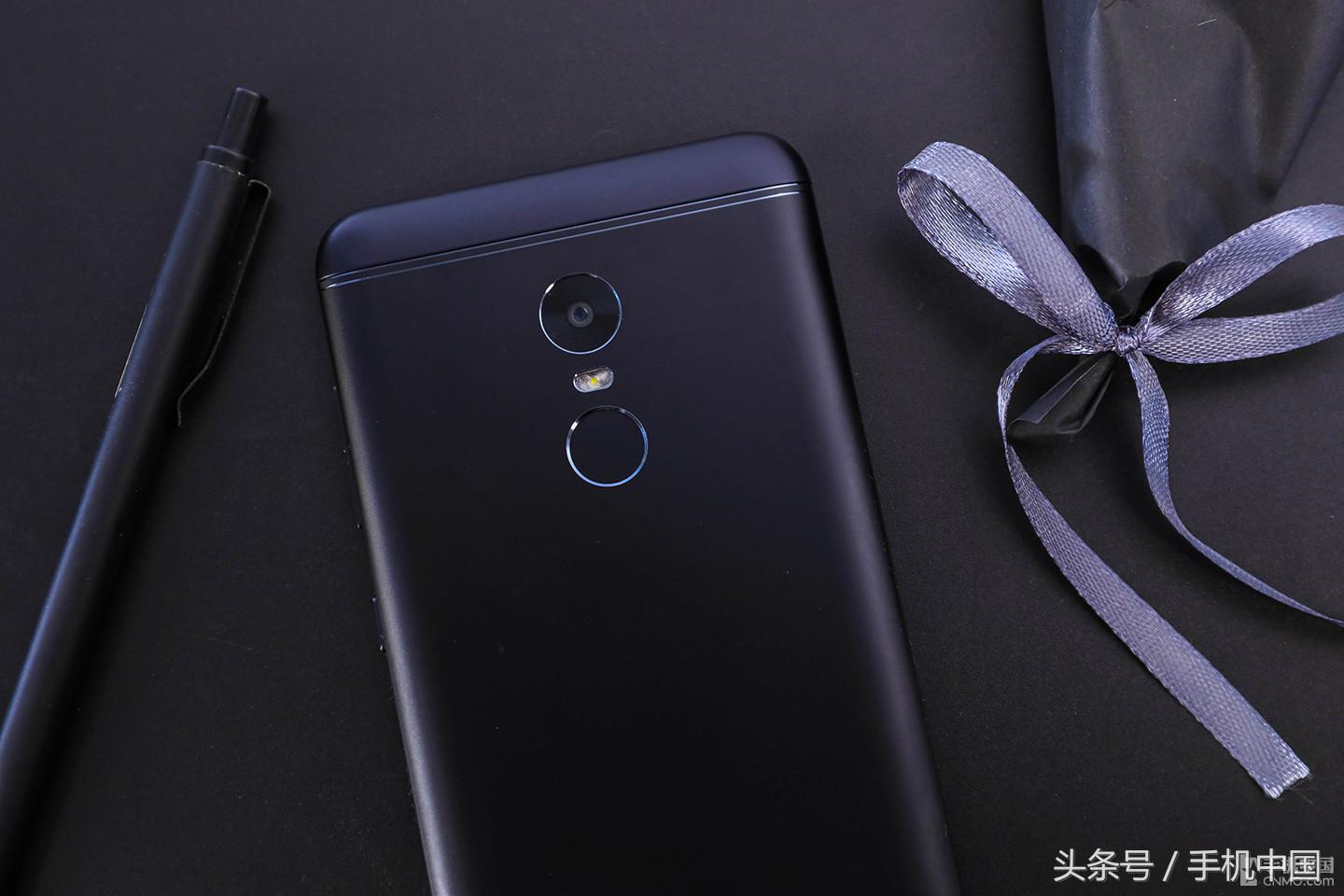 360手机N6美图赏 5030mAh大电池怪兽