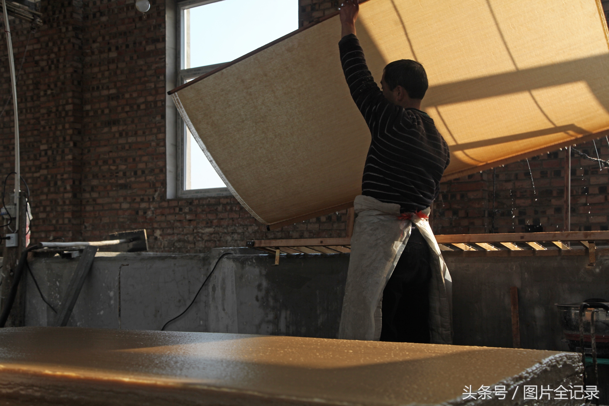 丁陶麻笺社:古法造纸匠心传承,六年坚守只是为了造一张麻纸