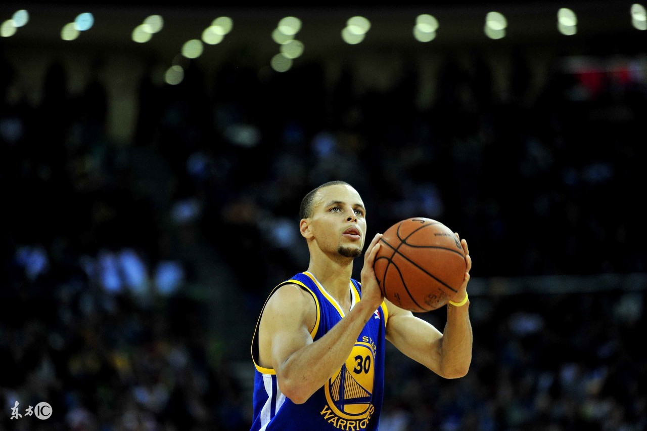 nba为什么禁用电梯门战术(关于勇士队常用的“电梯”战术，被禁用还有这几点因素)