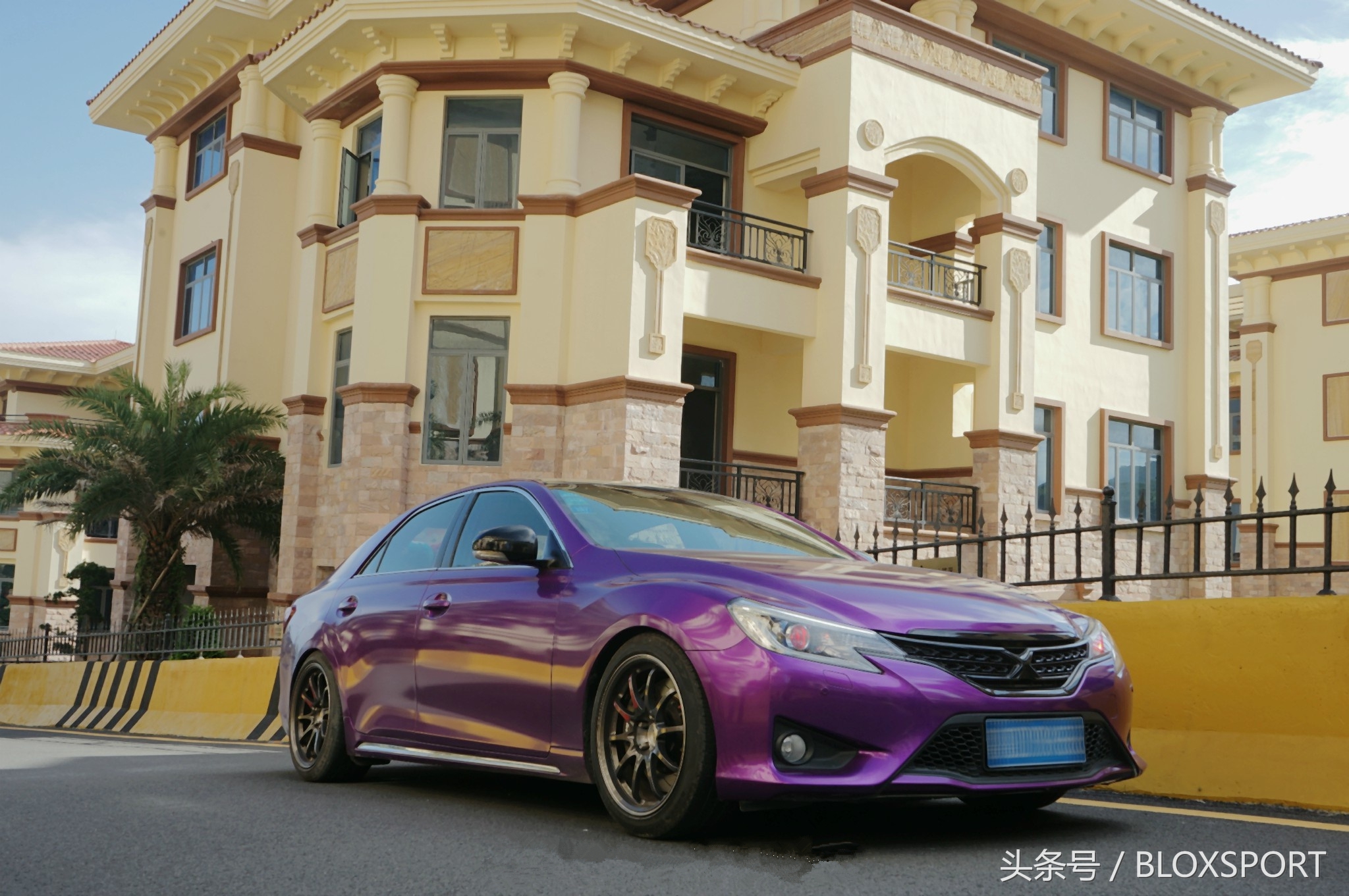 致我的好友-丰田锐志竞技范儿改装!