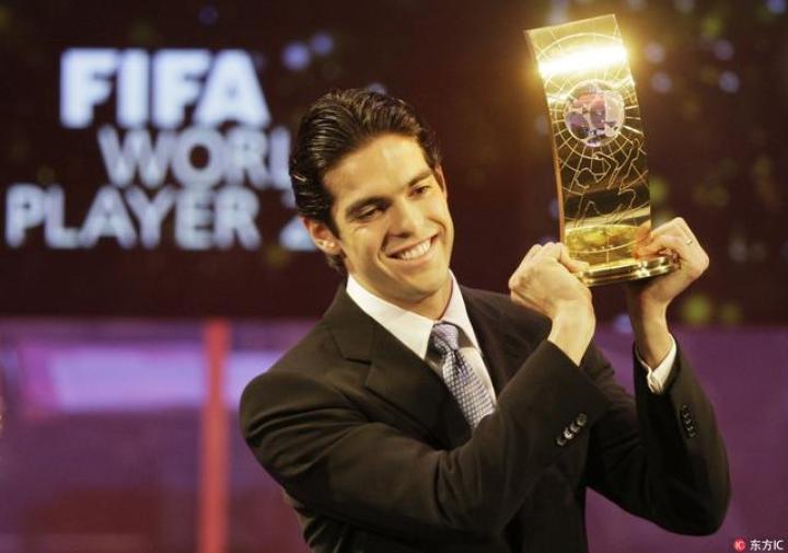 卡卡还参加世界杯吗(卡卡宣布退役,那个球场上奔跑的22号少年还在记忆