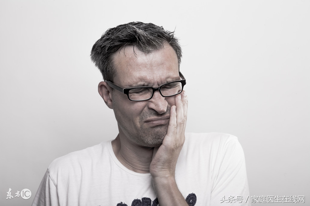 经常牙龈出血，只是口腔疾病？还可能是这些病引起的