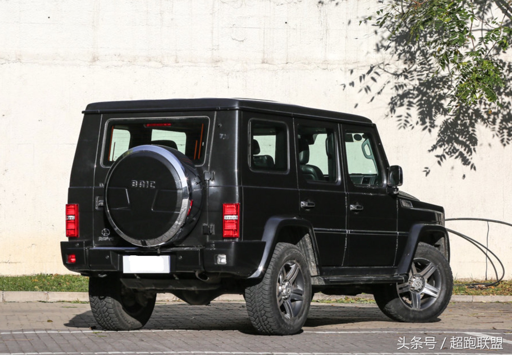 北京bj80越野车,外观酷似奔驰g,售价28万,越野不输陆巡普拉多