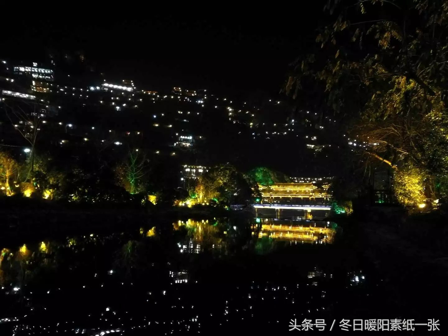 摄影：西江夜景，千载始得千户寨，身临仙境忘千愁