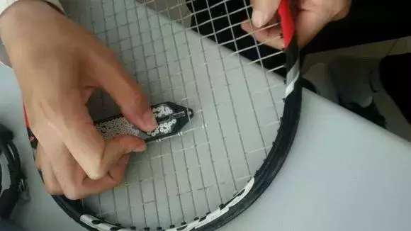 一些网球拍上的小配件，你都用过吗？