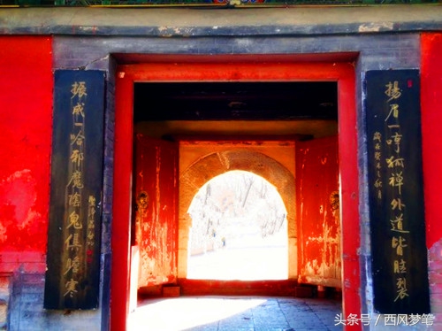 独具特色的龙泉寺，国内唯一把平民作为神明供奉的寺院