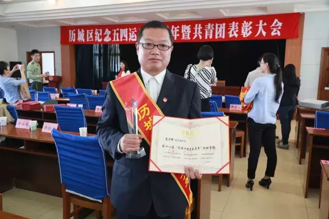 身怀绝技不简单,济南历城二中了不起的老师