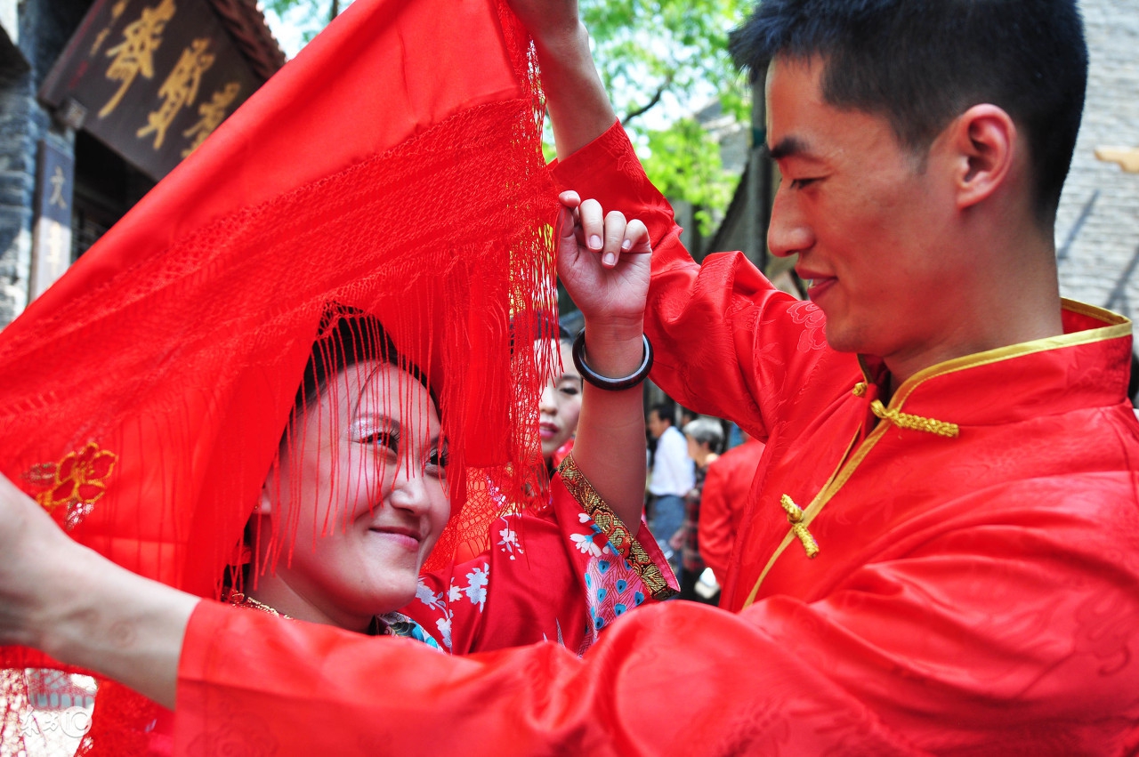 又是一年春来到，说说农村那些有家不能敢回的人，你是其中之一吗