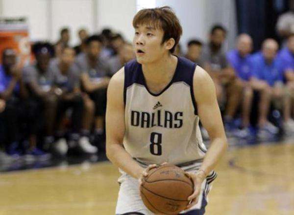 nba现在为什么没有小牛队(官宣！NBA从此再无小牛队 丁彦雨航要成独行侠了)