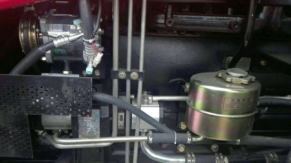 90000塊錢上手一臺1804拖拉機(jī)，這個價格是真便宜，你敢買嗎？