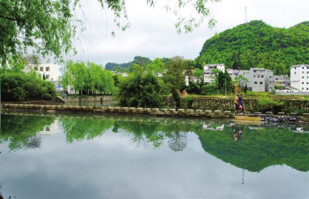 大方縣油杉河景區春季旅遊持續升溫