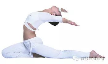 四式美胸瑜伽 塑造胸部优美线条