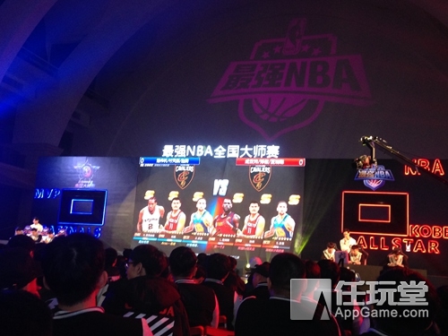 最强nba哪些球星能回头(在《最强NBA》S1城市大师赛的现场，我遇到了一群打不了篮球的人)