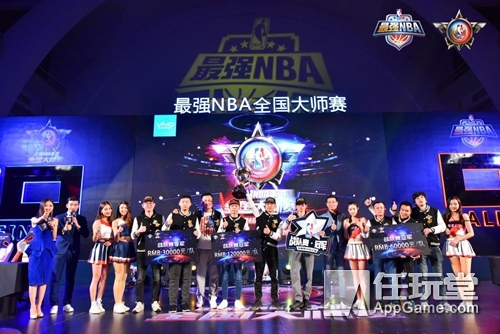 最强nba哪些球星能回头(在《最强NBA》S1城市大师赛的现场，我遇到了一群打不了篮球的人)