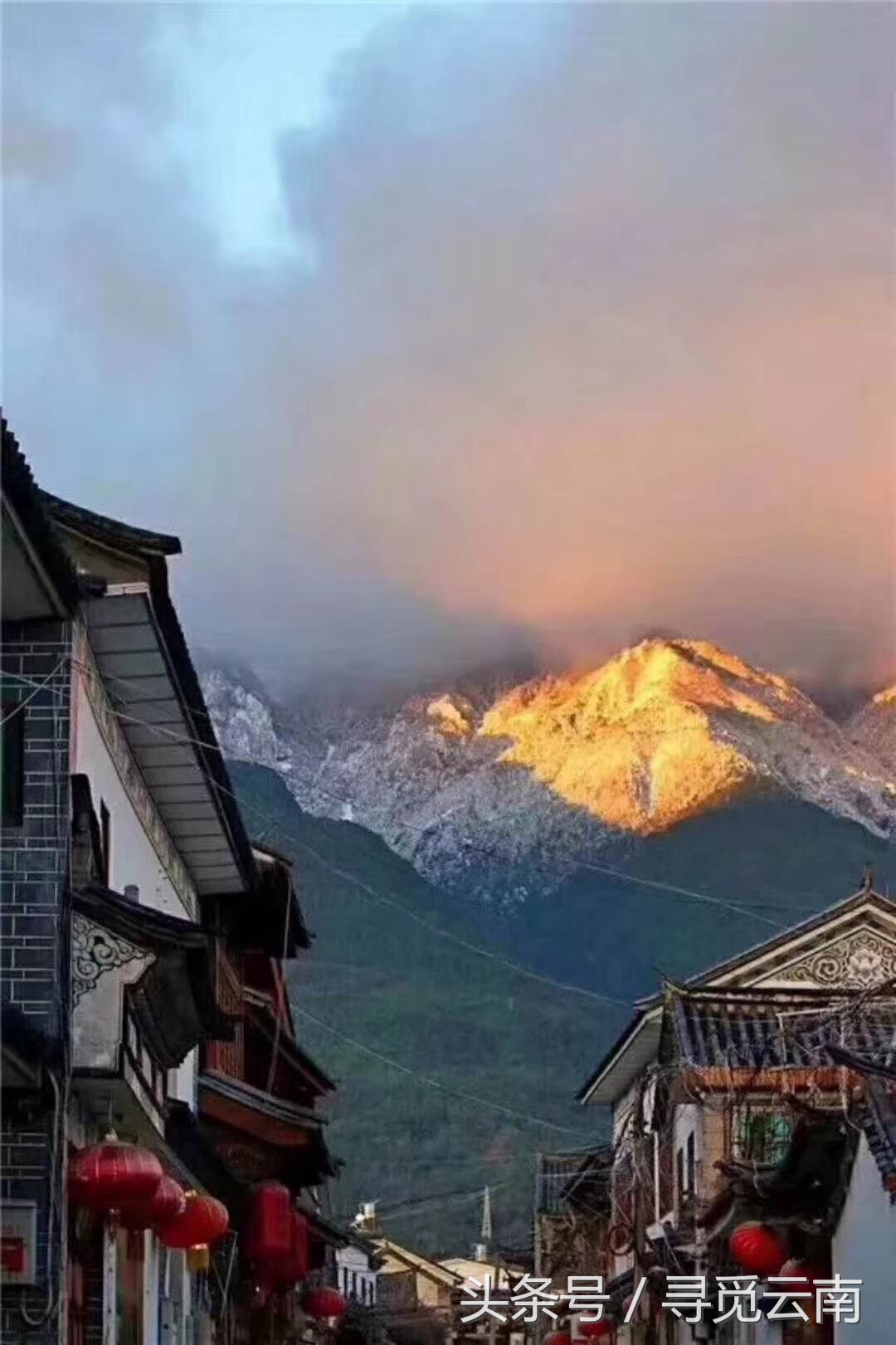 中国大理，天蓝云白，山青雪净，仰望苍山雪景，恍如走进天山人间