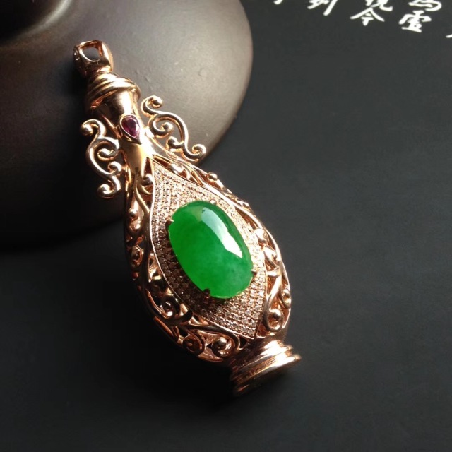 不同造型的吊坠,分别代表什么寓意你知道吗?