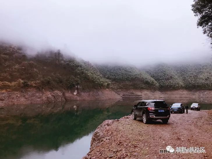 四明山穿越之旅，观云海美景，赏诗和远方！