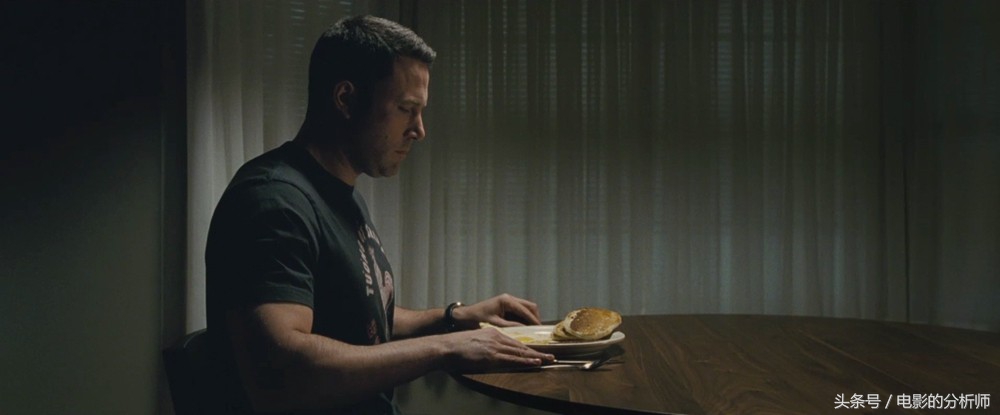 《会计刺客》：斗勇不够狠 斗智没对手，我想和我的自闭症谈谈