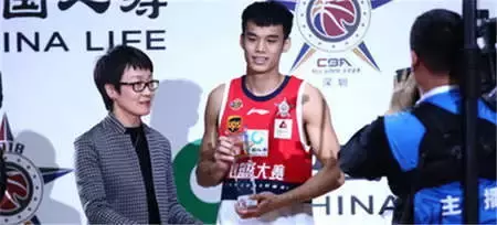 cba张健豪是哪个球队(他来自韶关南雄，勇夺CBA全明星扣篮王！还成为CBA历史第一人！)