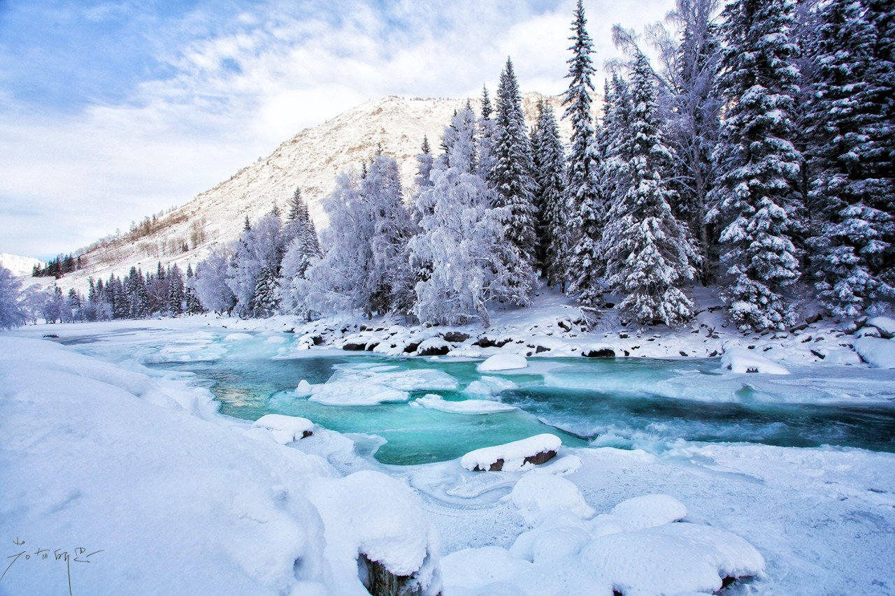 雪地足球比赛美篇(人间仙境喀纳斯，极少数人能看到的冬日雪景，美爆了！)