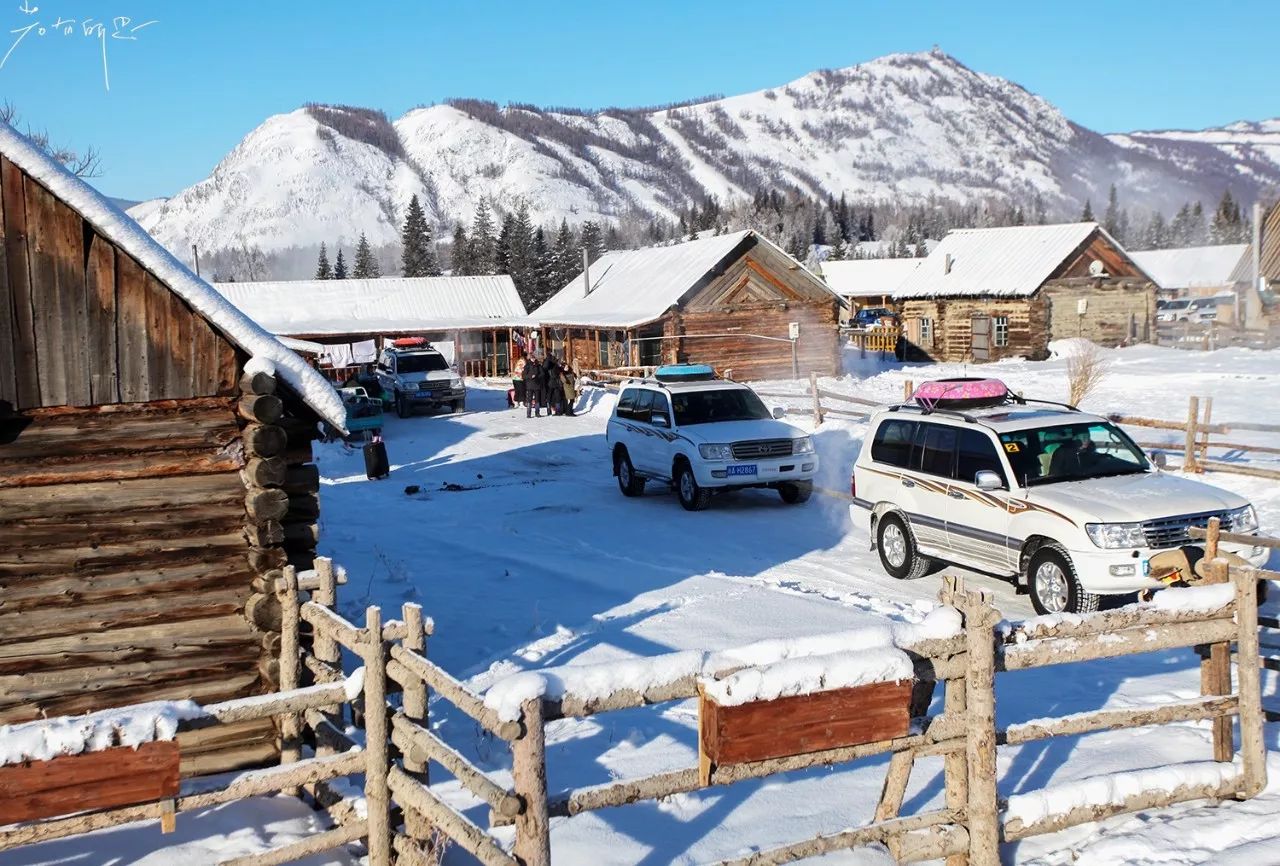 雪地足球比赛美篇(人间仙境喀纳斯，极少数人能看到的冬日雪景，美爆了！)