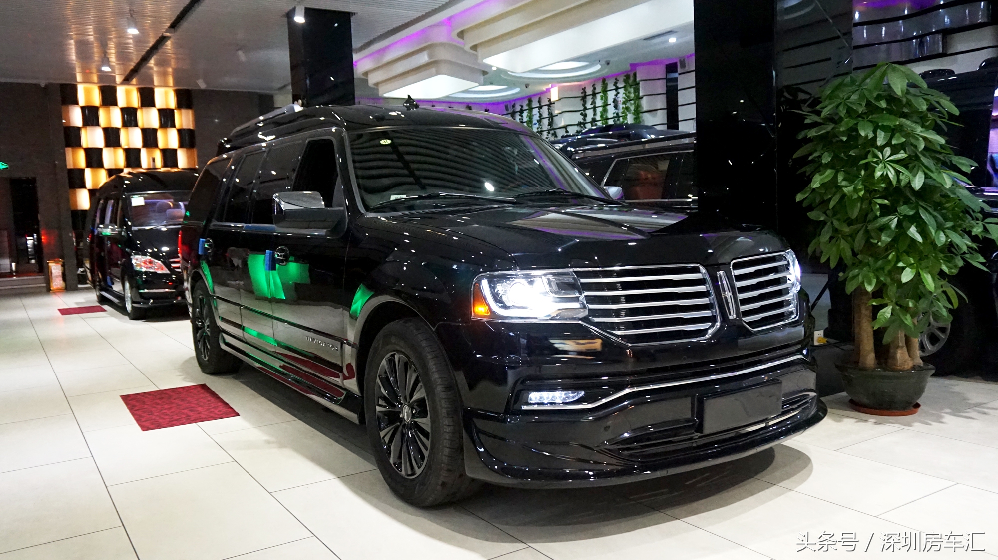 林肯越野领航员报价_林肯7座领航员suv车型报价 - 阜阳汽车网