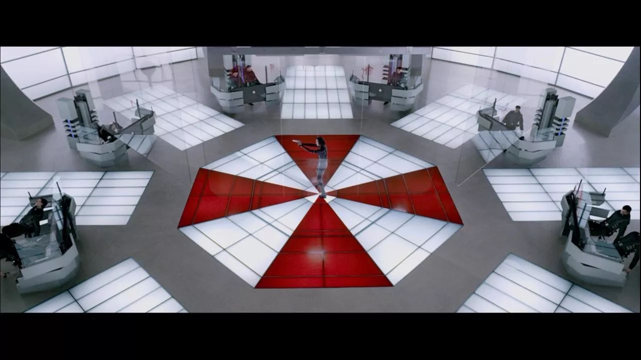 生化危机5:爱丽丝打怪通关,重获超能力,准备拯救世界的电影