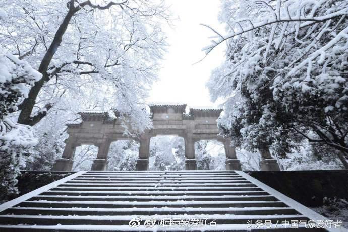 北京初雪姗姗来迟，南方大雪又在酝酿！专家分析：拉尼娜闯祸